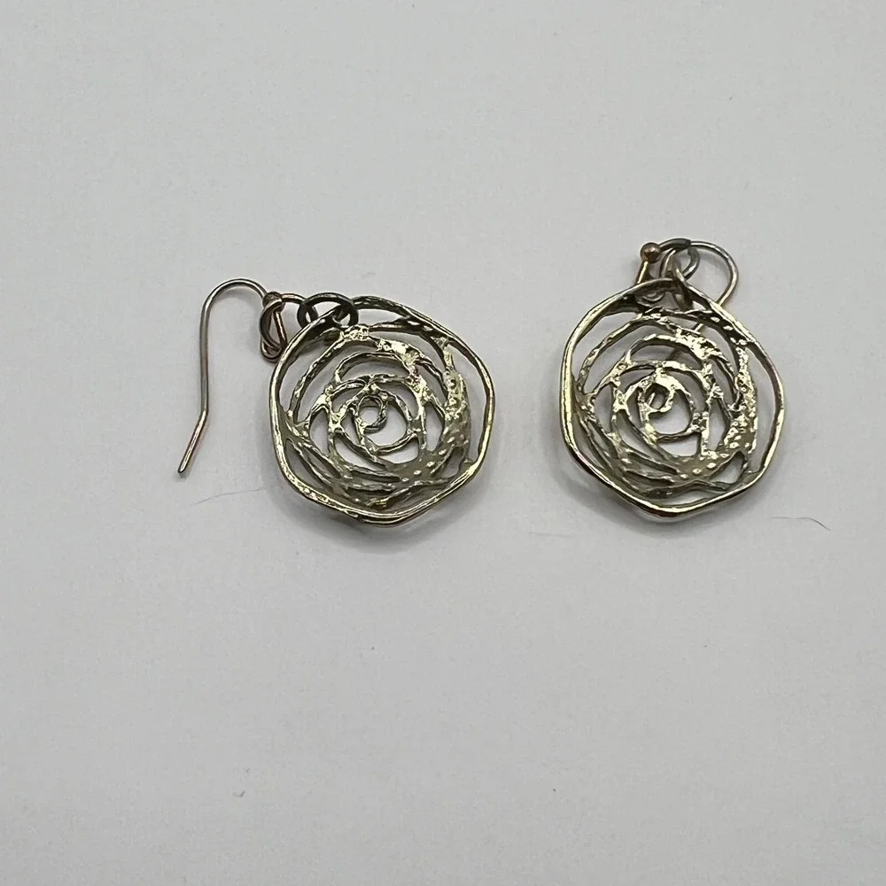 Pierced Earrings Rose Flower Silver Tone Hook Wire‎ Dangle Drop